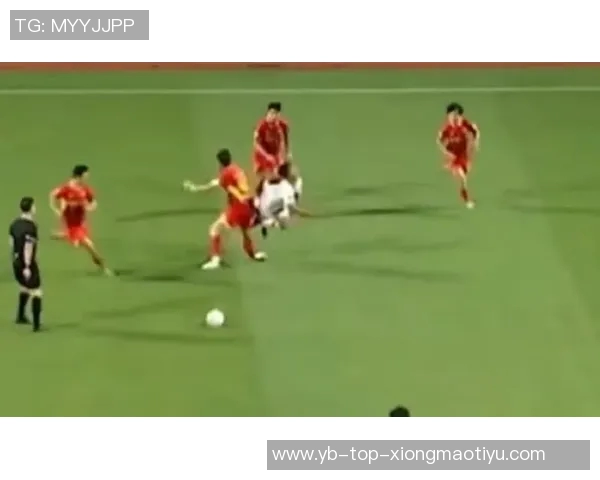 广西平果队员黄威右侧胫腓骨骨皮质断裂预计恢复时间为八个月